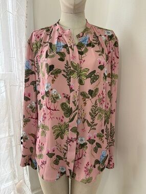 Ann Taylor Pink Floral Button-Front Blouse